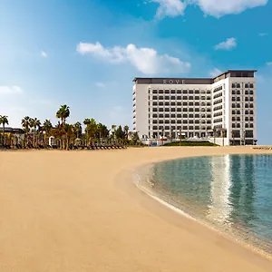 فندق روف لا مير بيتش, دبي