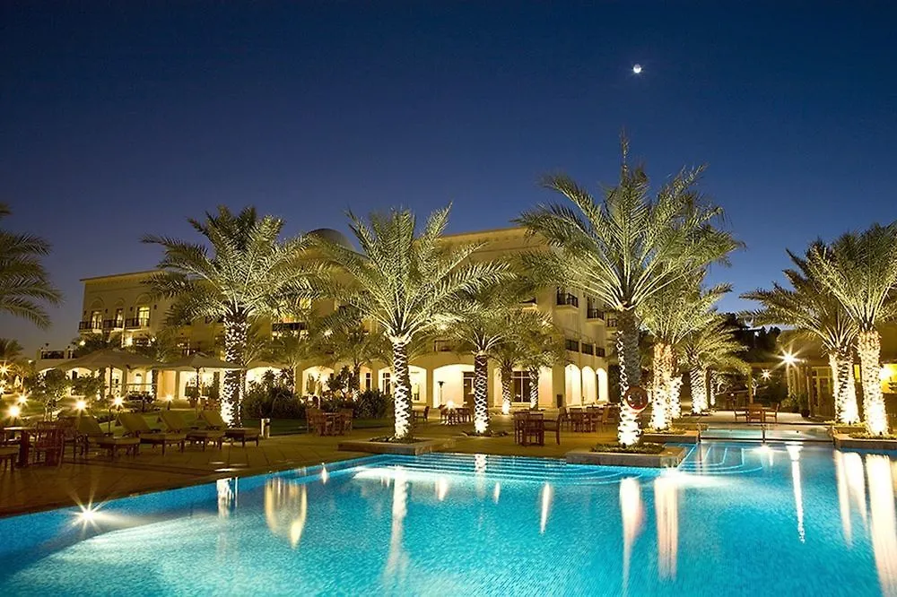 Address Montgomerie Dubai 5*,