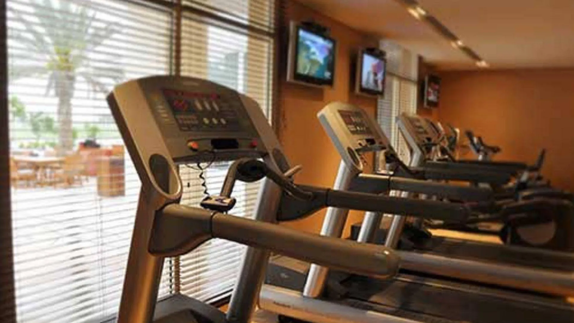 Address Montgomerie Dubai Hotel